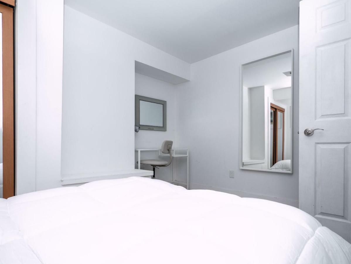 Cosy 1 Bedroom Suite In Leslieville Toronto Kültér fotó